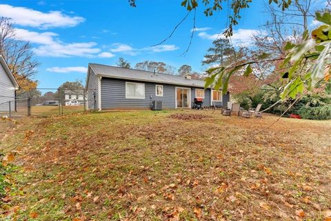 A home in Lilburn