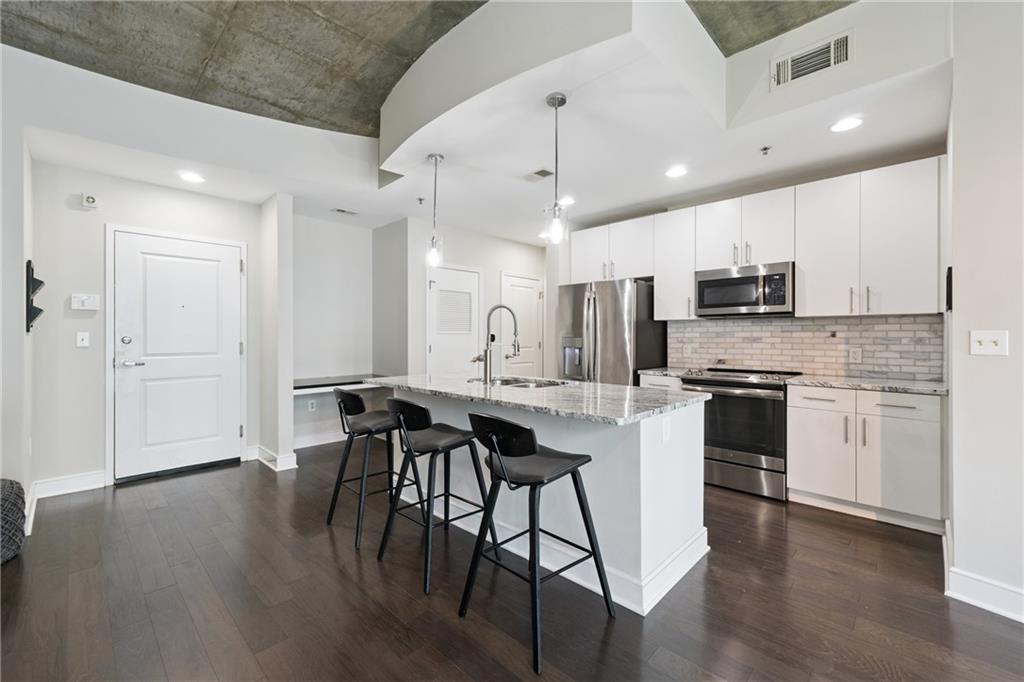 Plaza Midtown - Residential