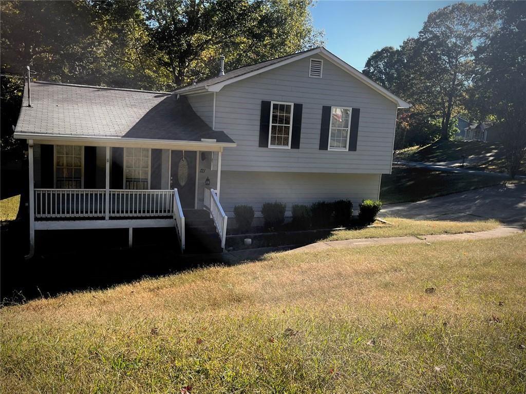 121 Brooke Drive