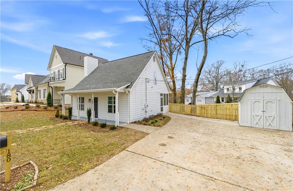 180 Summit Avenue SE