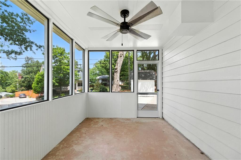 180 Summit Avenue SE