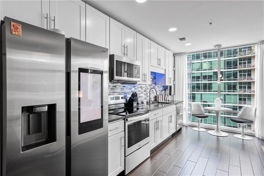 923 Peachtree Street NE 1524