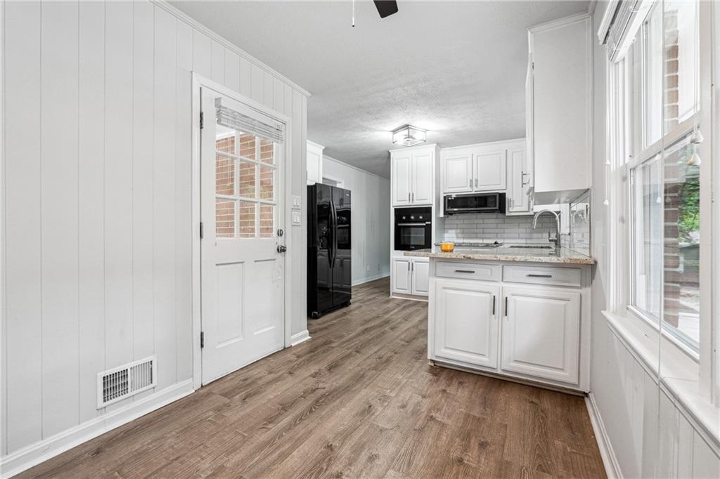 851 Rockbridge Road, Lilburn, Georgia image 15