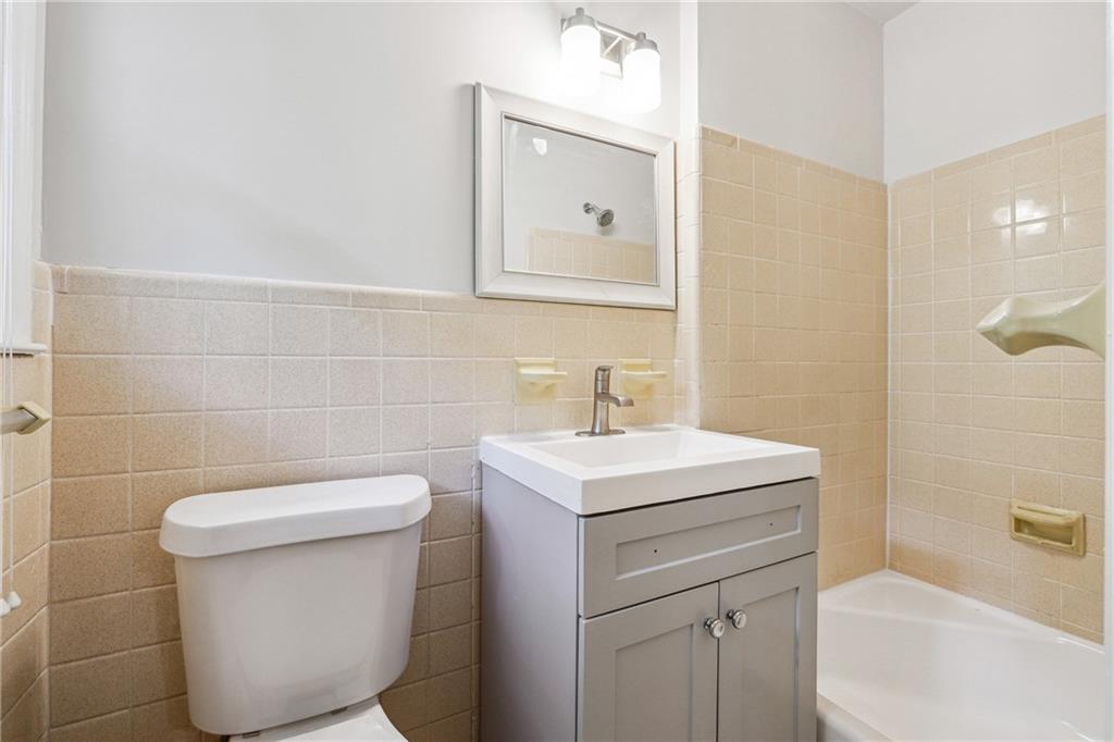 851 Rockbridge Road, Lilburn, Georgia image 24