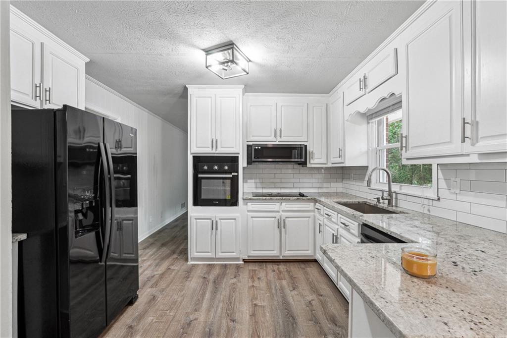 851 Rockbridge Road, Lilburn, Georgia image 10