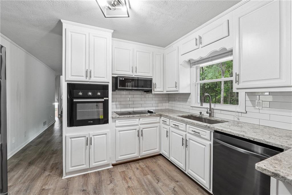 851 Rockbridge Road, Lilburn, Georgia image 11
