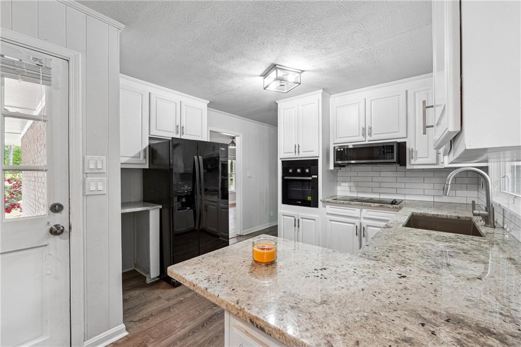 851 Rockbridge Road, Lilburn, Georgia image 12
