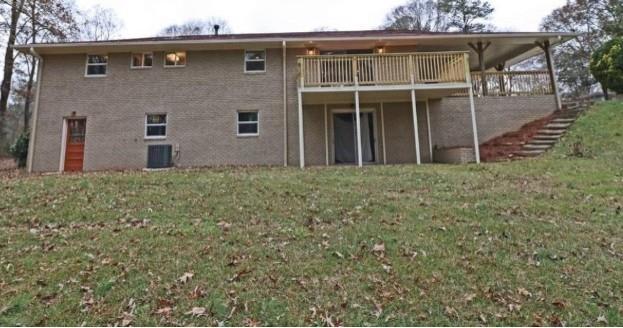 56 Cooper Lake Road SW