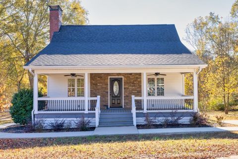 A home in Winder