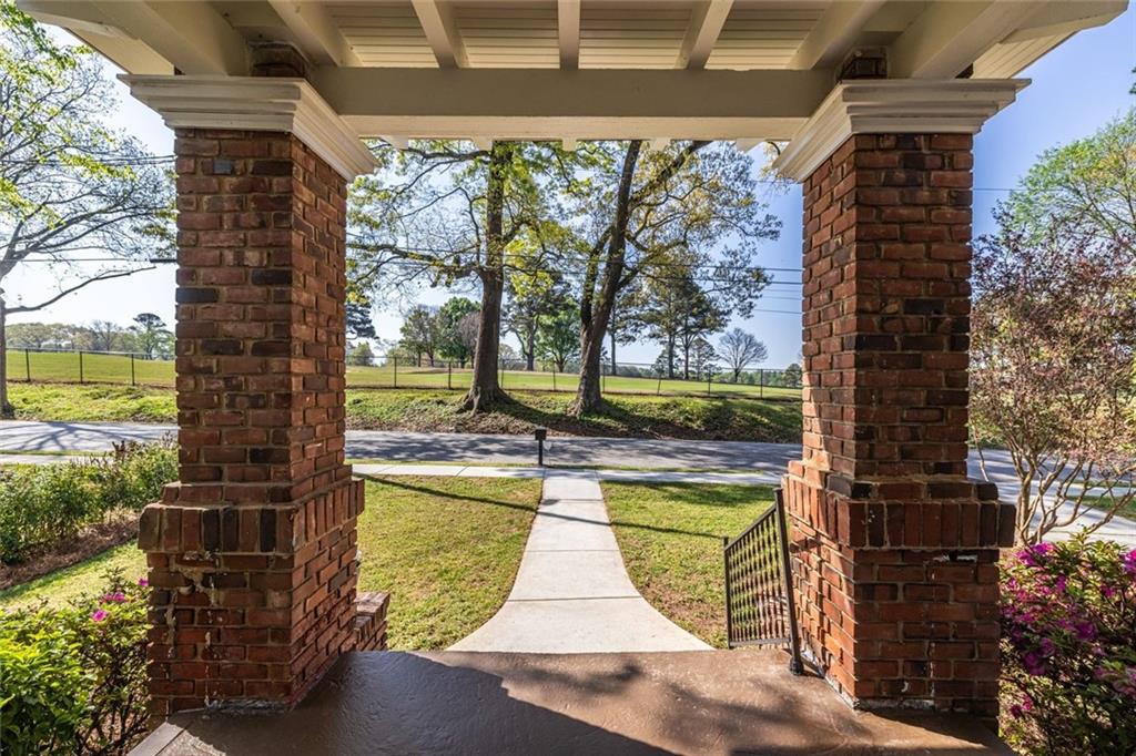 2704 Alston Drive SE