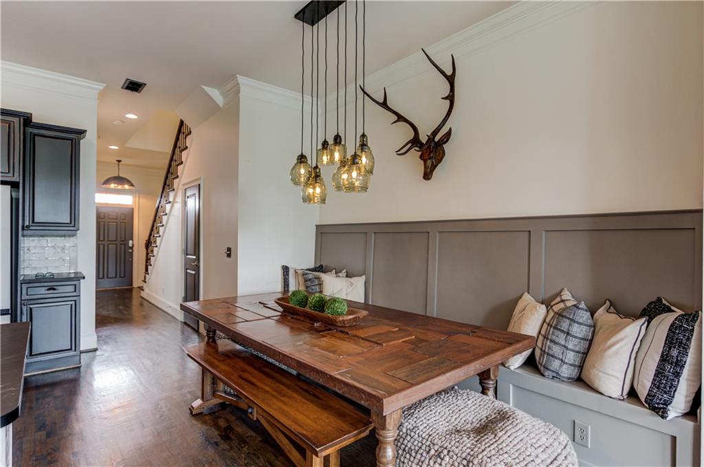 3930 Charleston Market Street 218