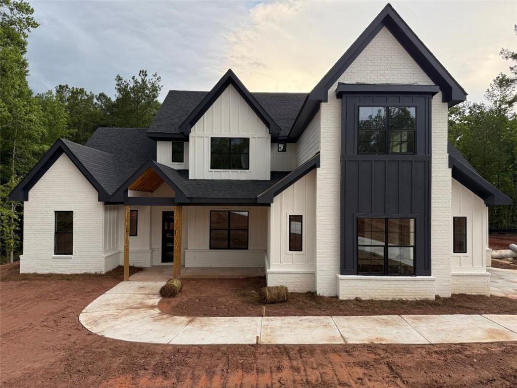 121 Forest Berry Ct