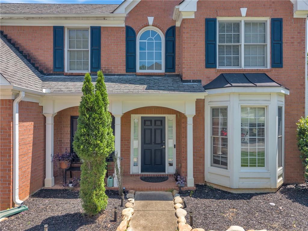 698 Deer Lake Trail