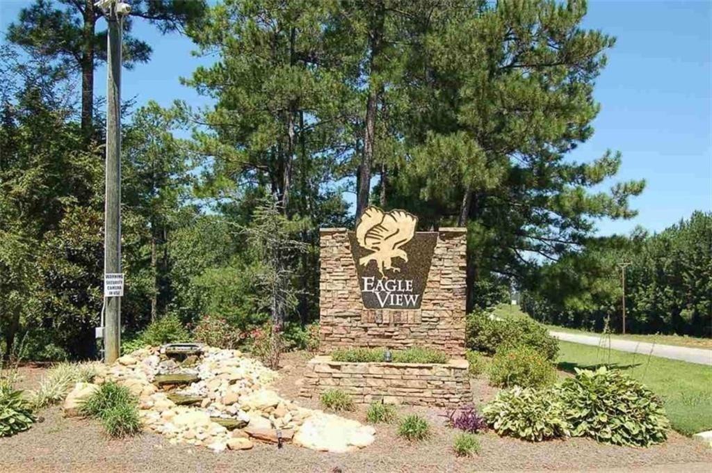 2771 Carey Station Rd Street
