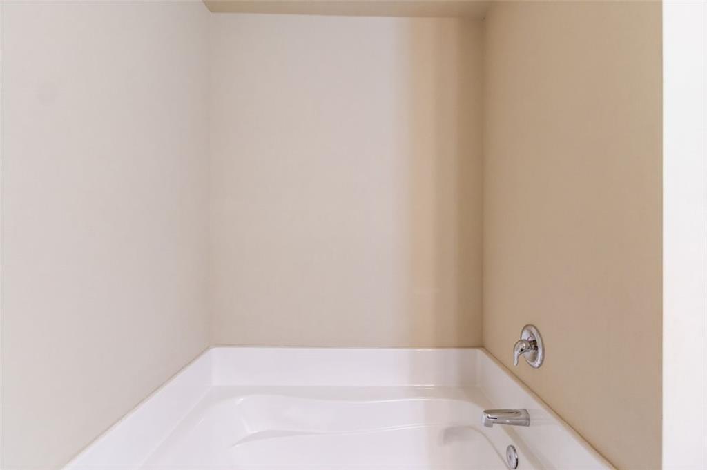 4288 Buford Valley Way, Buford, Georgia image 21