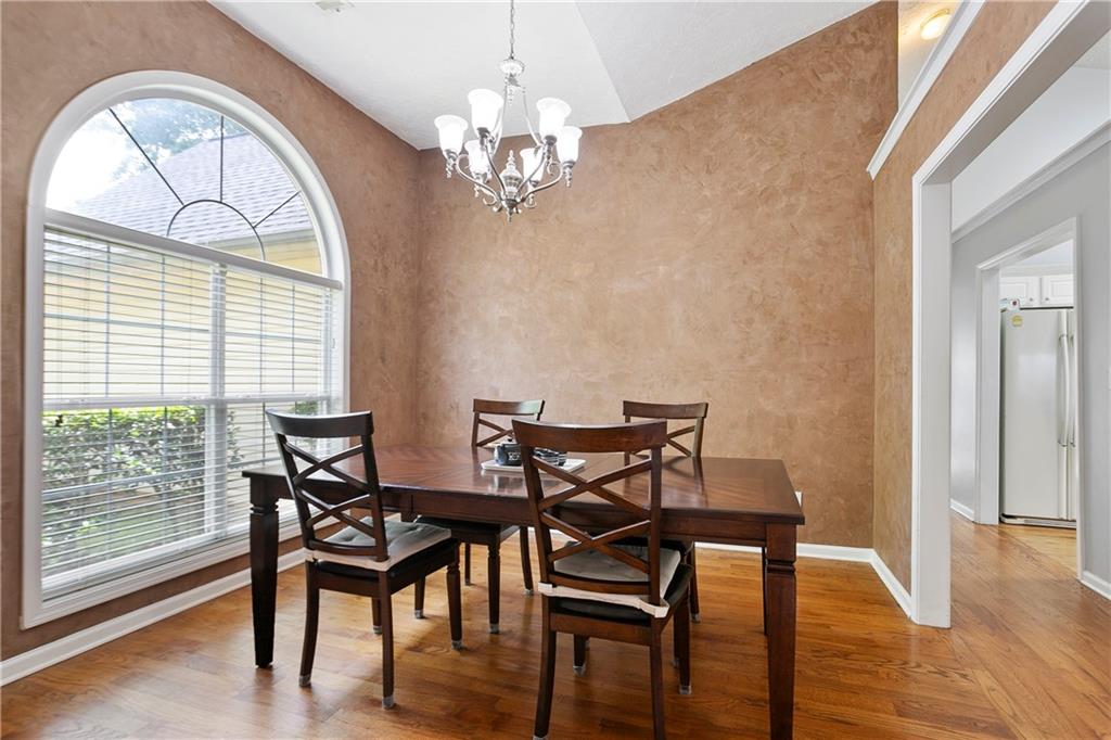 174 Saint Georges Court, Suwanee, Georgia image 5