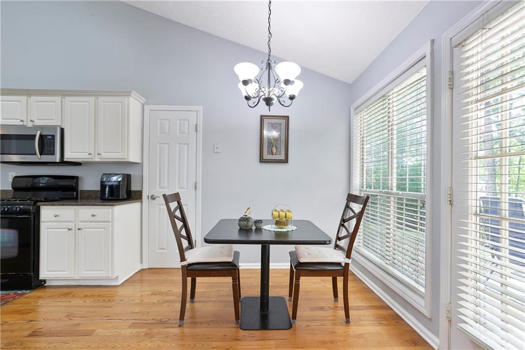 174 Saint Georges Court, Suwanee, Georgia image 12
