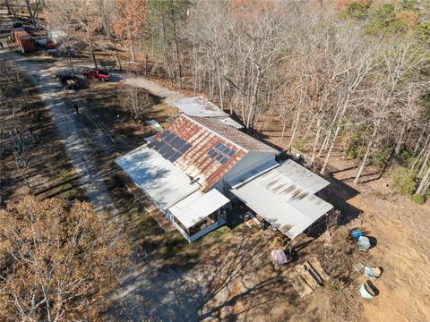 A home in Dawsonville