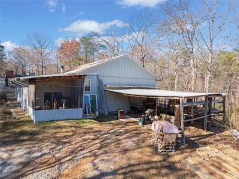 A home in Dawsonville