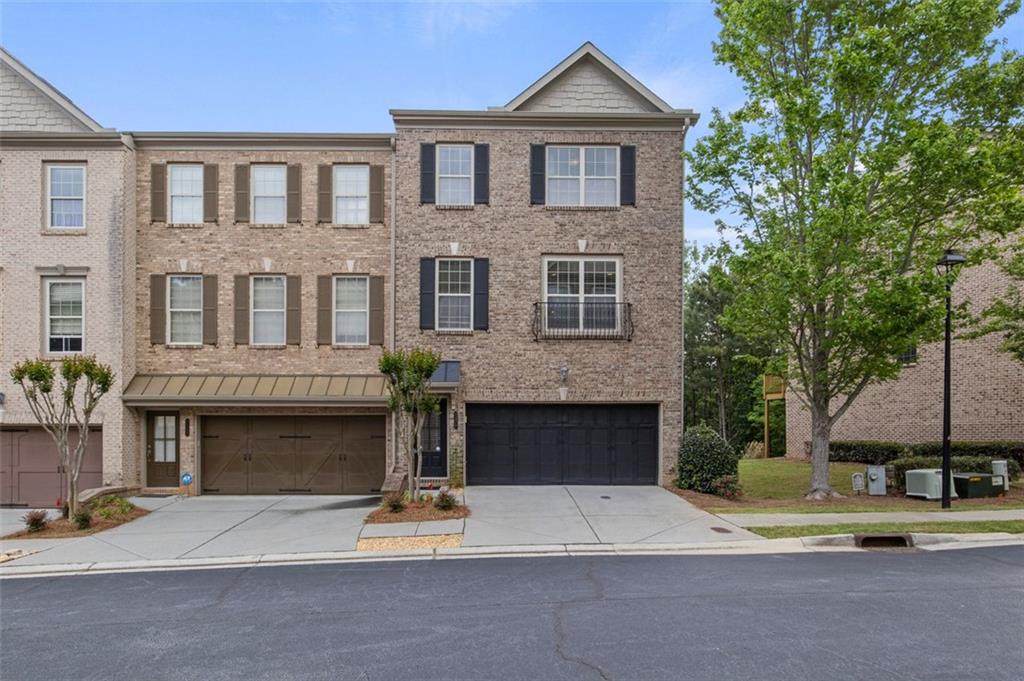 3375 Willow Oak Drive, Peachtree Corners, Georgia image 1