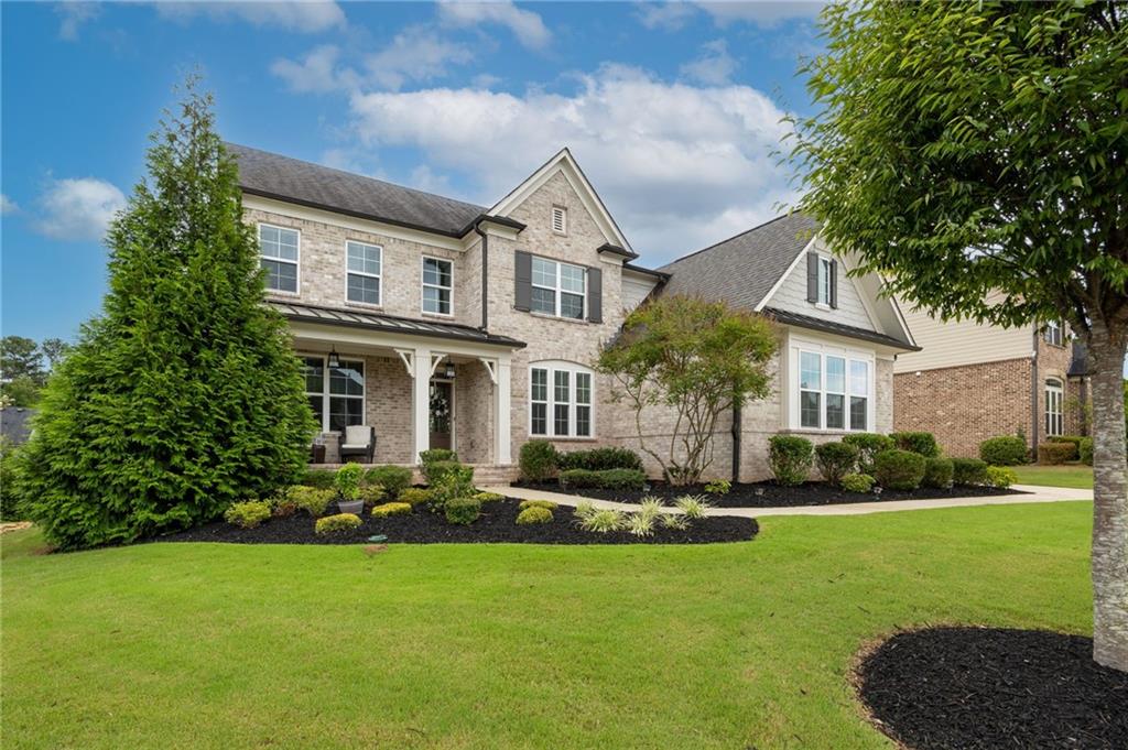 220 Briar Hollow Lane