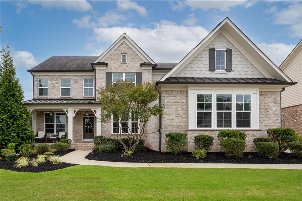 220 Briar Hollow Lane