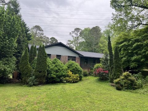 7235 Thornhill Lane NE Atlanta GA 30328