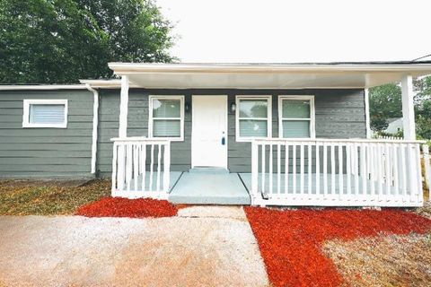 1684 Thornton Place Atlanta GA 30315