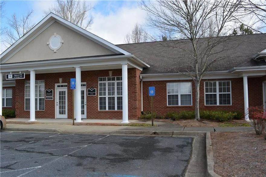 OFFICE SPACE FOR LEASE IN PRIME LOCATION IN ALPHARETTA - OFFICE CONDO. CONVENIENT LOCATION TO GA-400, DOWNTOWN ALPHARETTA, AND AVALON MALL. VERY BRIGHT AND OPEN OFFICE SPACE FEATURES RECEPTION AREA, OFFICES & BATHROOM AREA. GREAT LAYOUT FOR SMALL OFFICE USER. PLENTY OF PARKING SPACES. PERFECT FOR ALL KIND OF OFFICE USE. EASY SHOWING. MUST SEE!!!