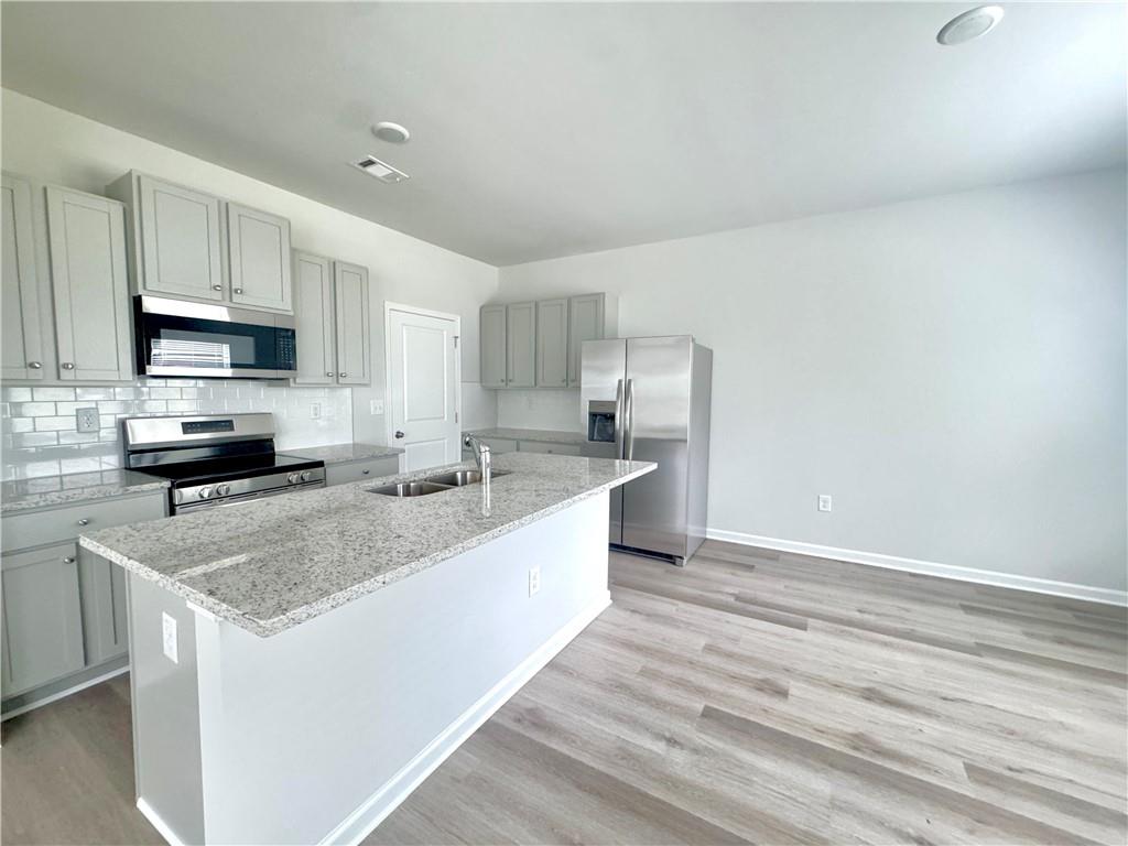 11085 Suria Dr