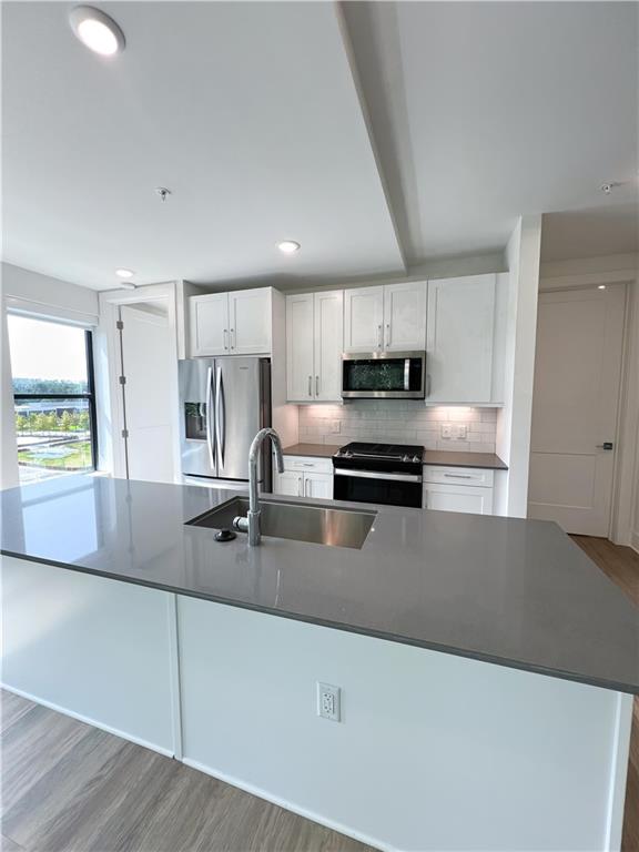 Eden at Lakeview - Residential Lease