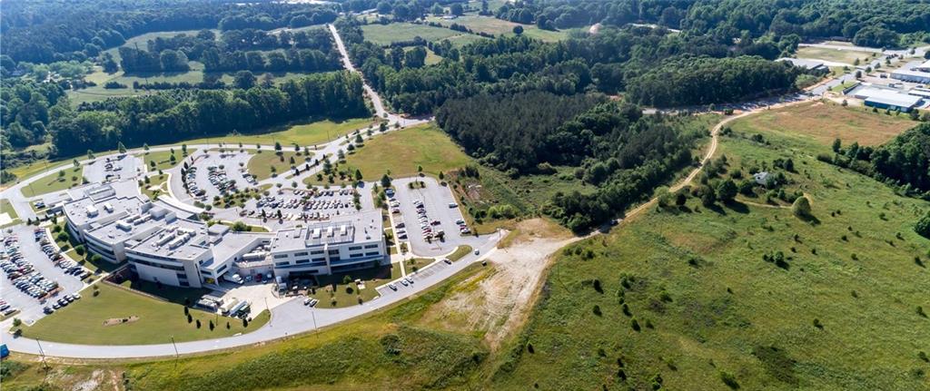 1 Clear Creek Parkway