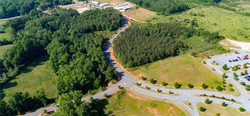 1 Clear Creek Parkway