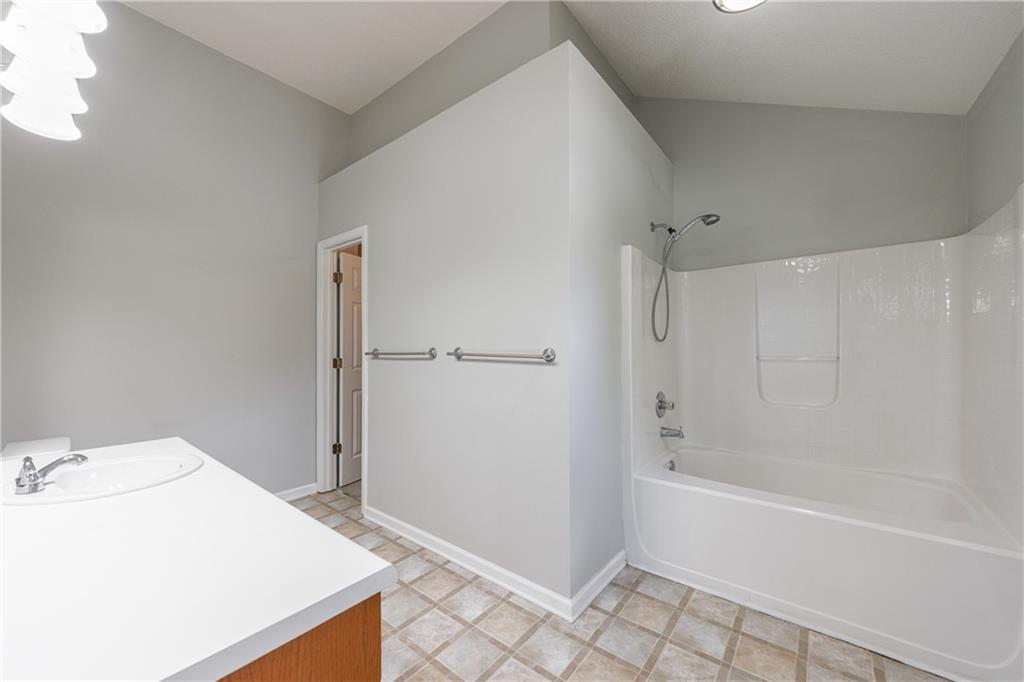 2075 Ivy Lane, Union City, Georgia image 26