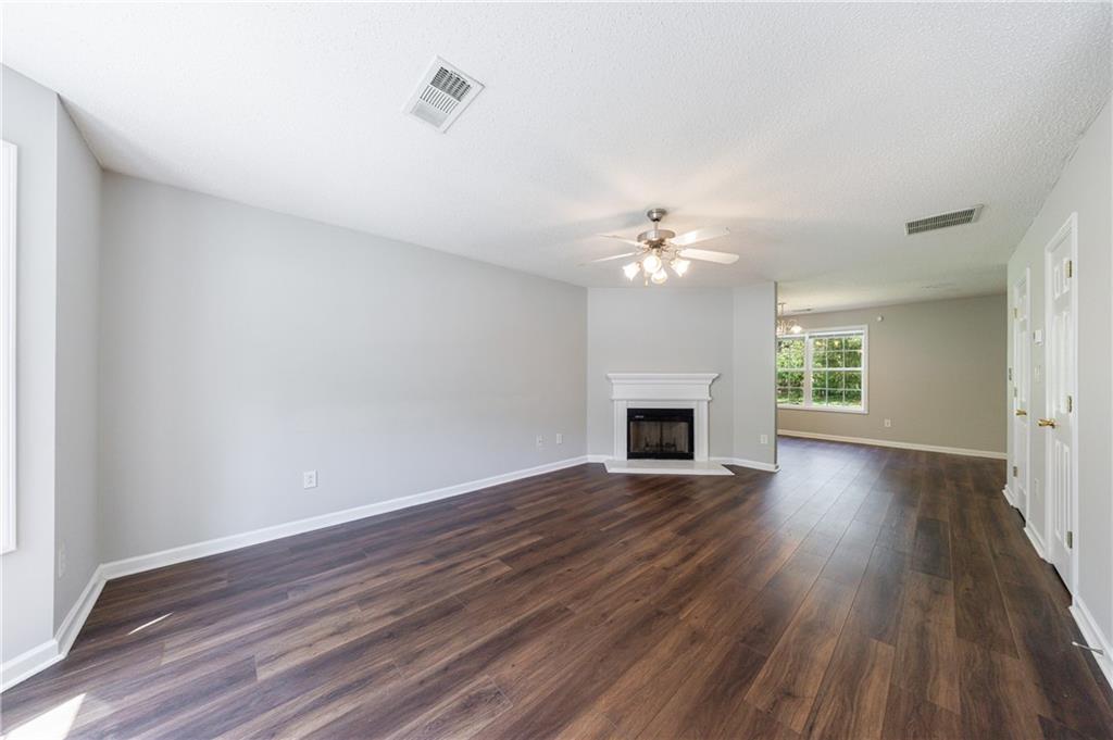 2075 Ivy Lane, Union City, Georgia image 4