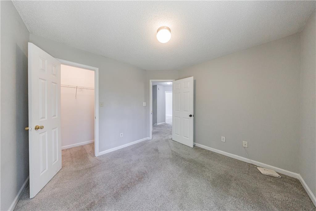 2075 Ivy Lane, Union City, Georgia image 33