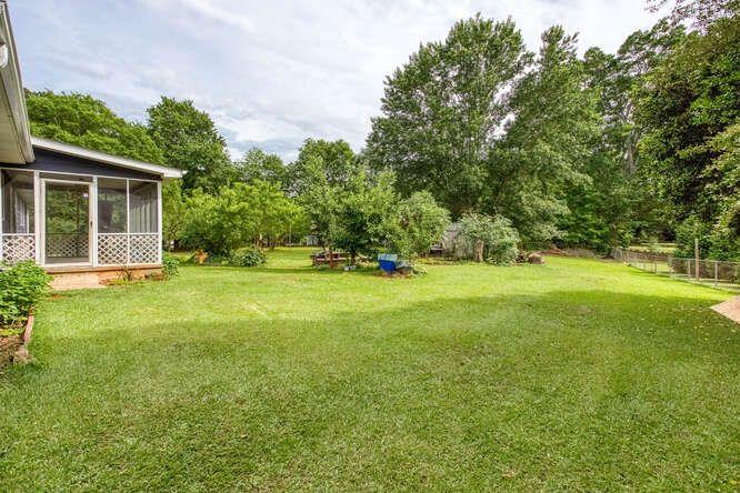 4812 Pamela Court, Acworth, Georgia image 7
