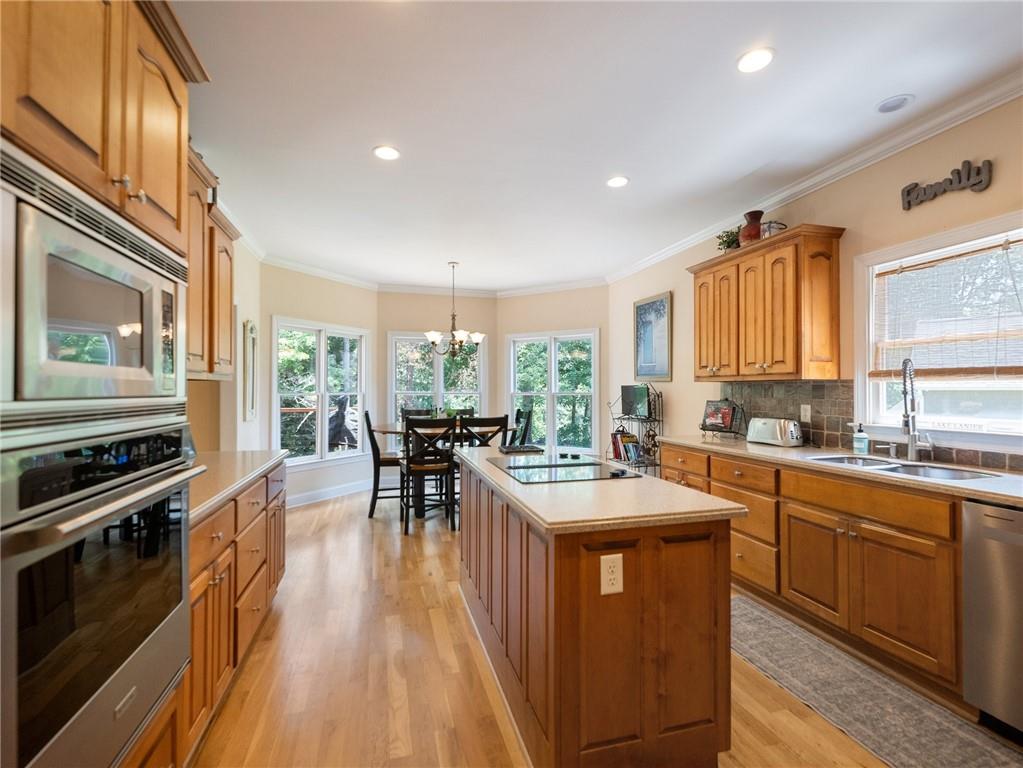 4523 Warwick Glen Place, Flowery Branch, Georgia image 13