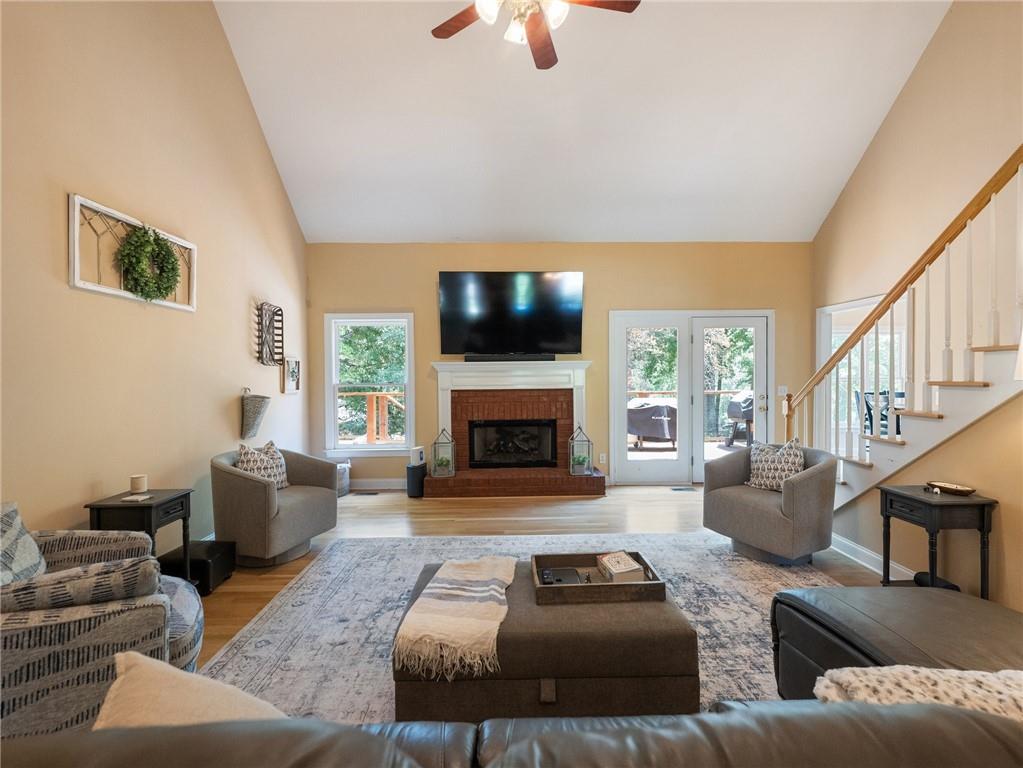 4523 Warwick Glen Place, Flowery Branch, Georgia image 8