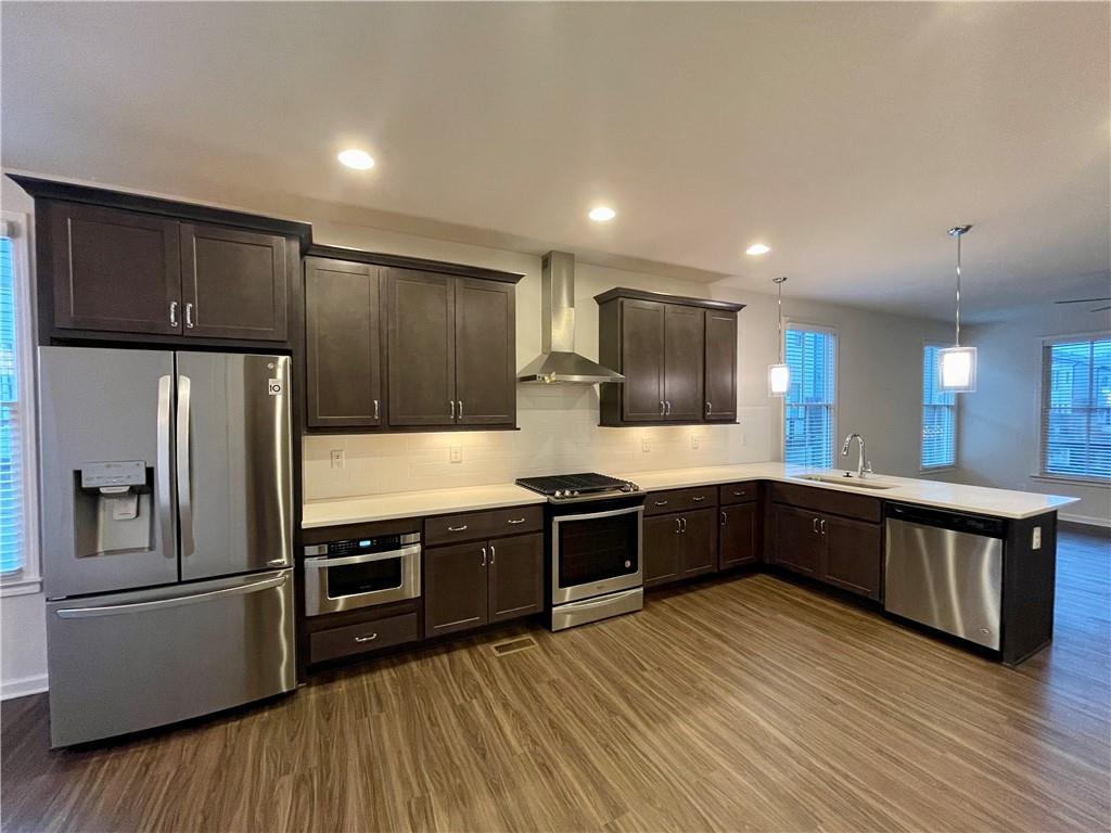 754 Dunlop Way