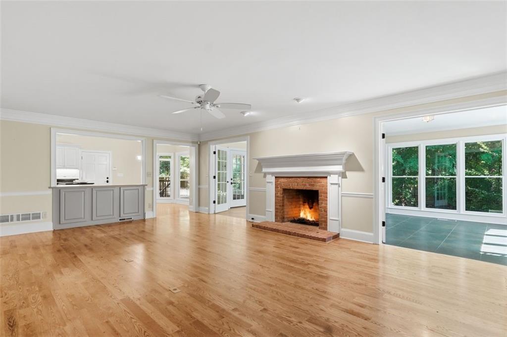 2170 Lullwater Court