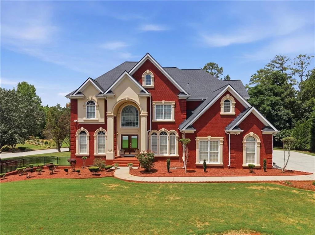215 Fox Glove Drive