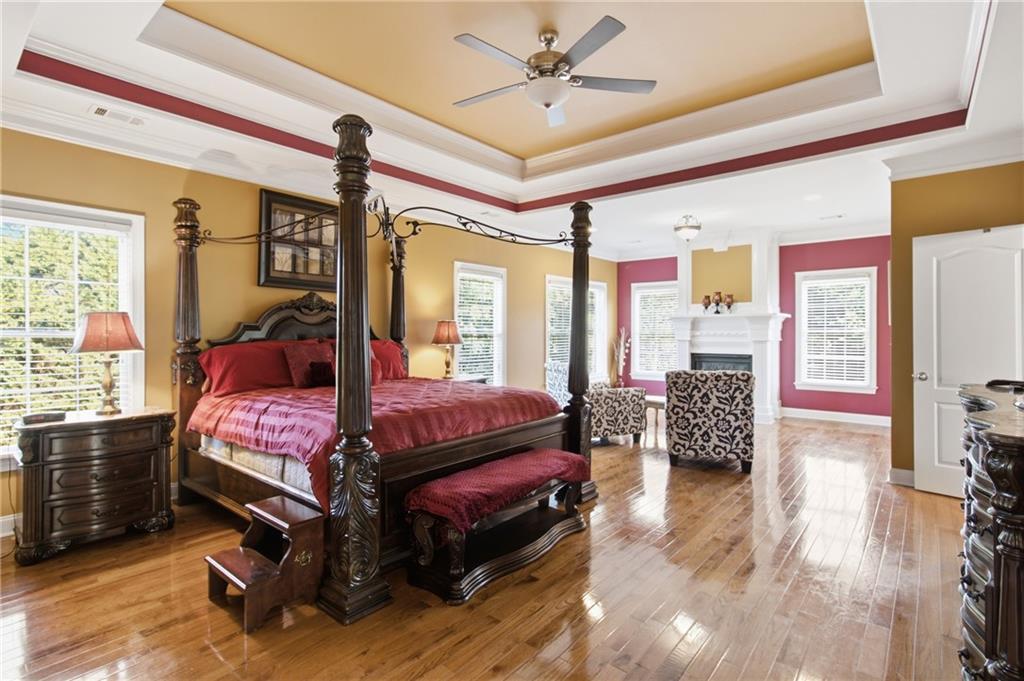 215 Fox Glove Drive