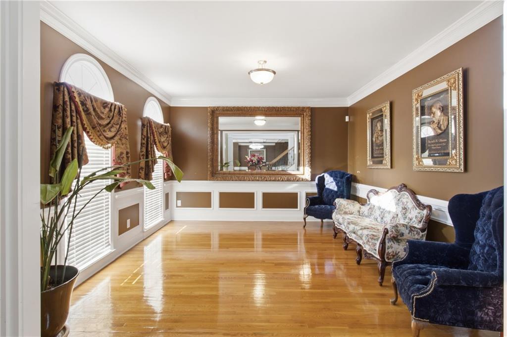 215 Fox Glove Drive