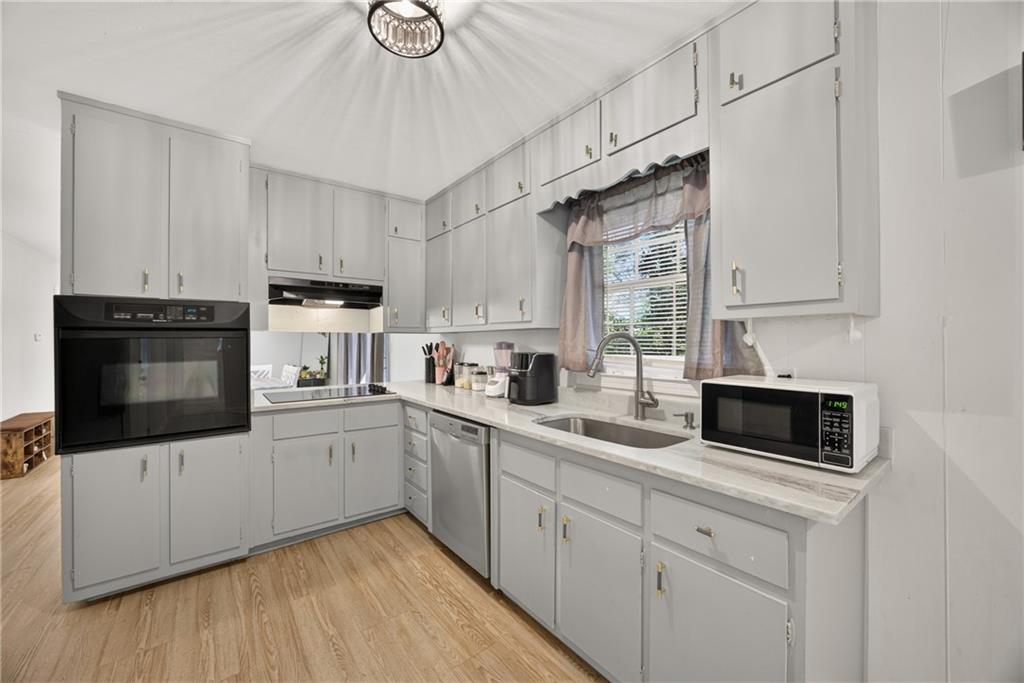 6243 David Lane SW