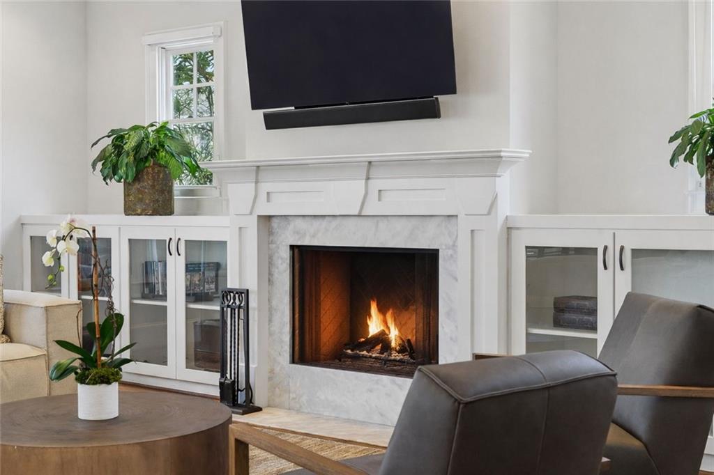 750 Yorkshire Road NE