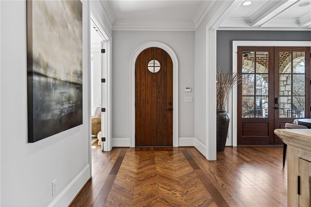 750 Yorkshire Road NE