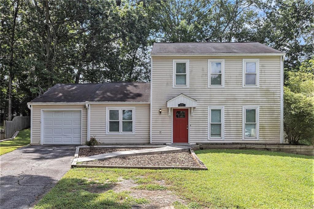 Charming 2 story home with a 3/1.5 layout, a one-car garage, and a prime cul-de-sac location. The property features a spacious, well-kept backyard that is fully fenced for privacy and outdoor enjoyment. Ideal for buyers seeking both comfort and a quiet setting.