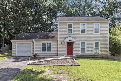 Photo of 4595 GARDEN HILLS Drive, Stone Mountain, GA 30083 (MLS # 7615676)