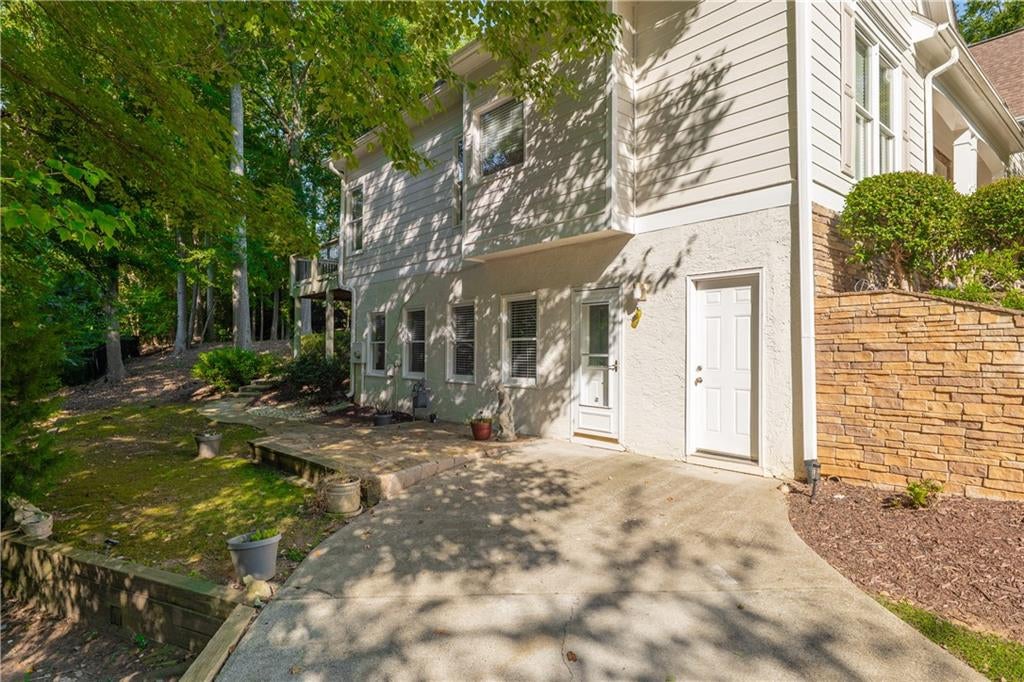2059 Woodside Park Drive